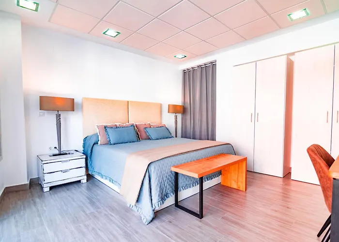 Apartamento Edomus Medellin 1485 *